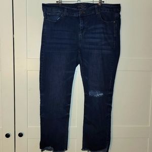 NWOT Maurices Straight Leg Raw Edge Ankle Jeans - 18